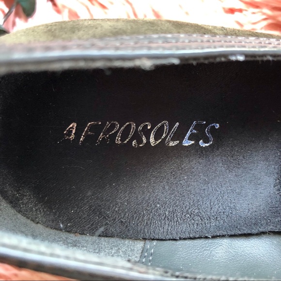 Aerosoles Charcoal Suede Role Around Block Heels - Picture 7 of 8